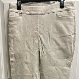 NWT Chico’s brand new pant, Tags still on